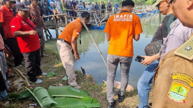 Tim Inafis sedang menyelidiki kasus pembunuhan Dina Octaviani karyawan Alfamart Kerawang (X)
